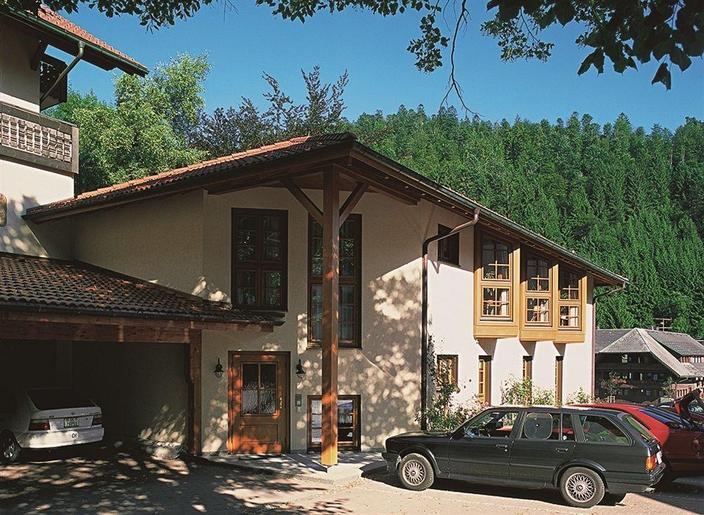 Hostel Zum Loewen Todtmoos Luaran gambar